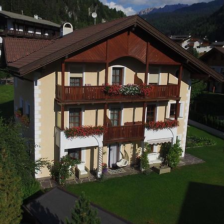 Apartments Vaiolet Santa Cristina Val Gardena المظهر الخارجي الصورة